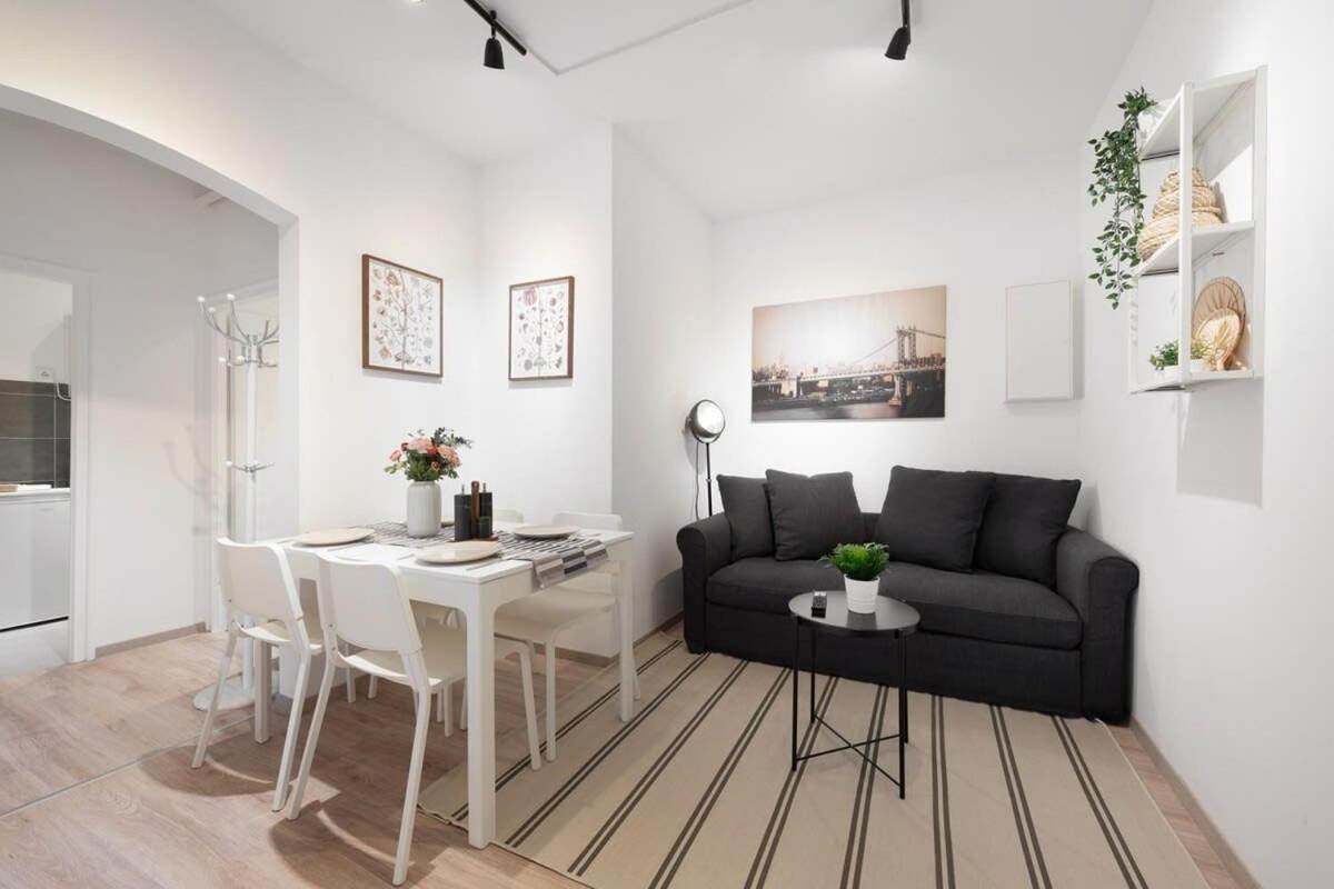 Apartment Close To Theresienwiese Munique Exterior foto